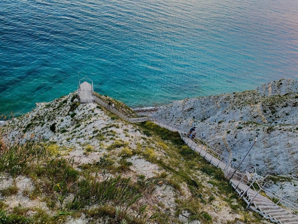 800 ступеней к морю в Анапе — точка притяжения для эстетов